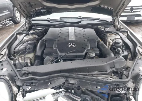 2005 Mercedes-Benz Sl 500 z USA, uszkodzony, nr VIN WDBSK75F35F099084